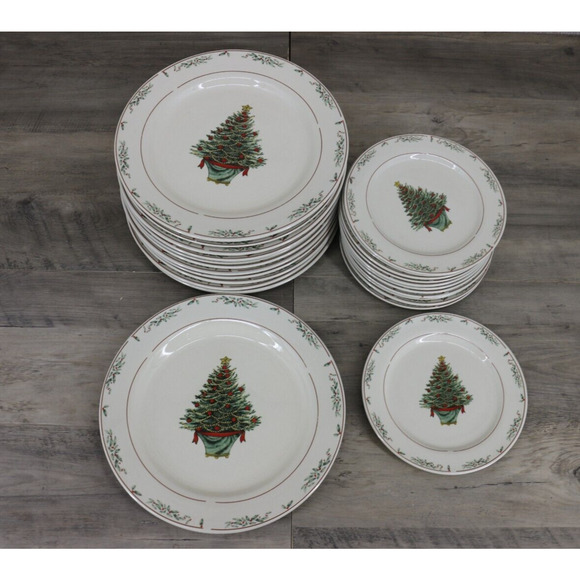 East Bay Import Co Ceramic Christmas Tree Holly Plates Set 7.5 & 10.5 Inches - Picture 1 of 10